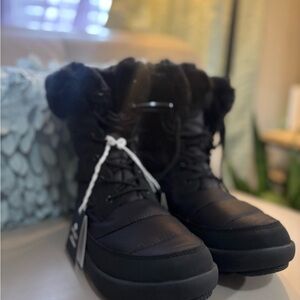 Sperry Black Techwave Boots